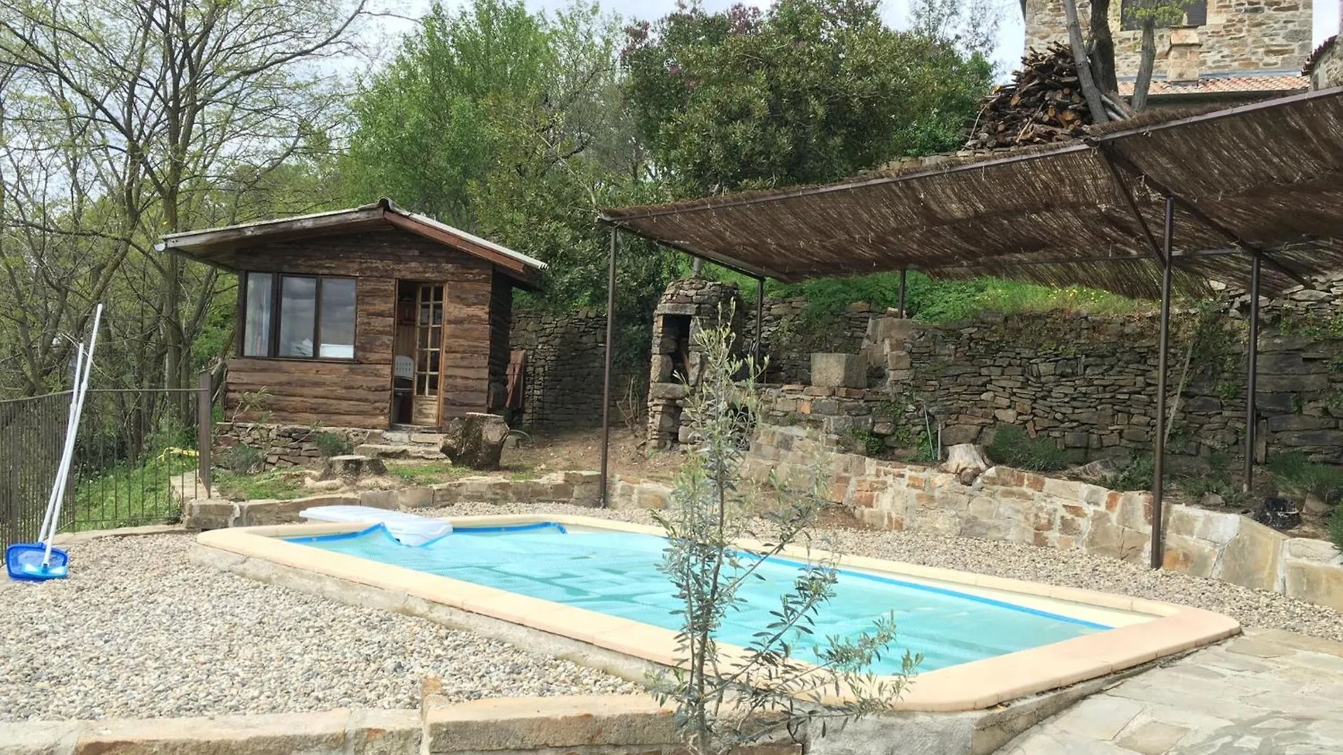 Detached Holiday Home In Chassiers With Pool