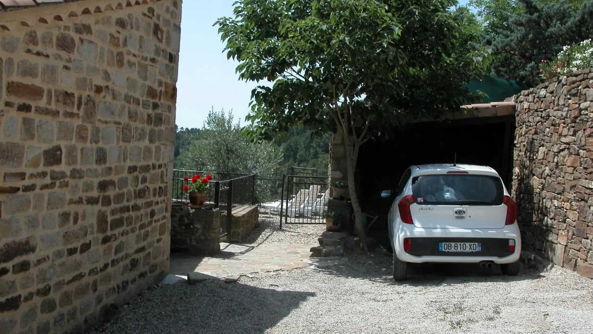 Detached Holiday Home In Chassiers With Pool location